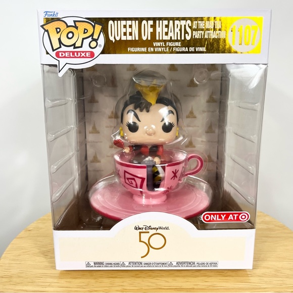 New Queen of Heart Funko Pop 50th Anniversary Target Exclusive - Picture 1 of 8